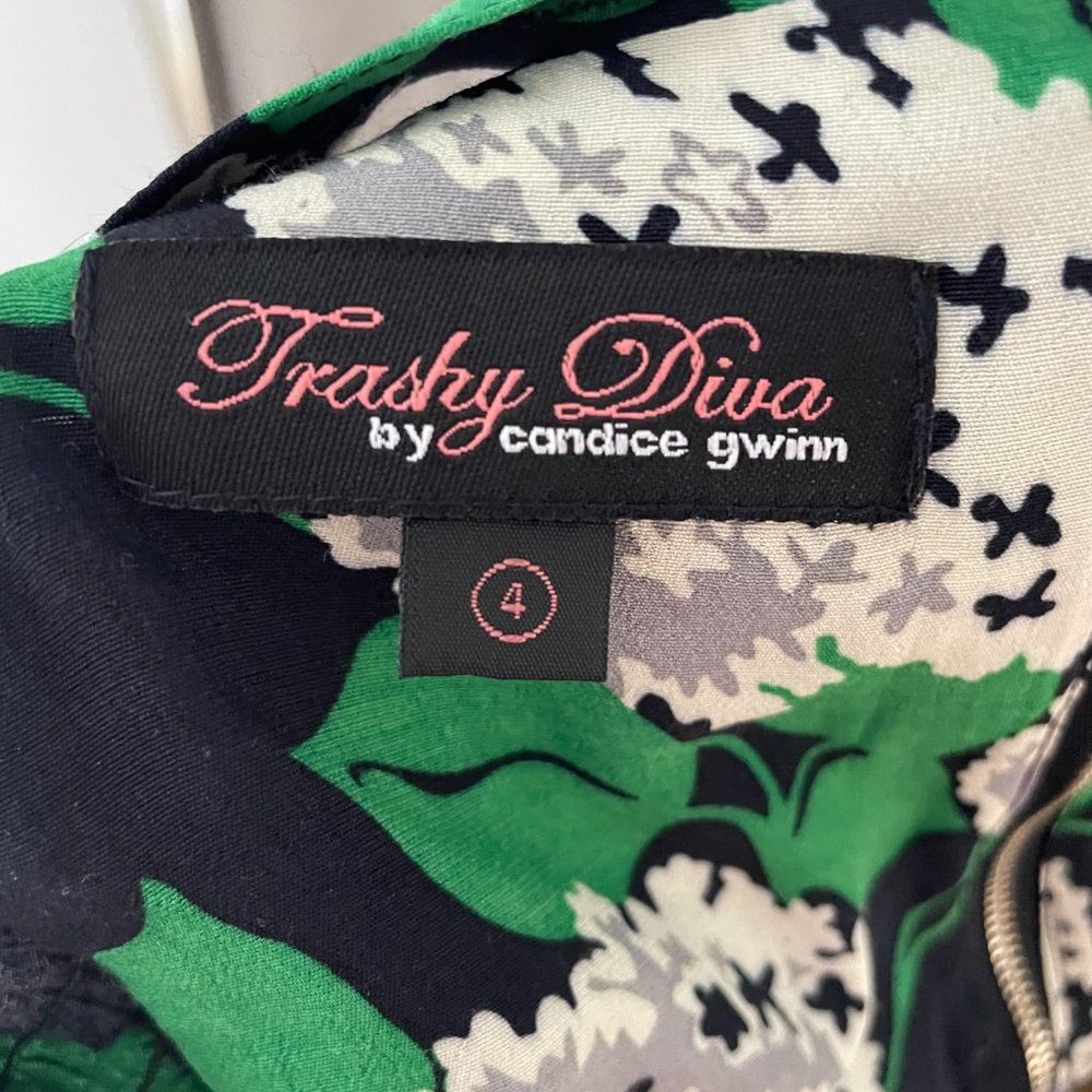 Trashy Diva Vintage Crop Top + A-line Skirt (Two-Piece Set)